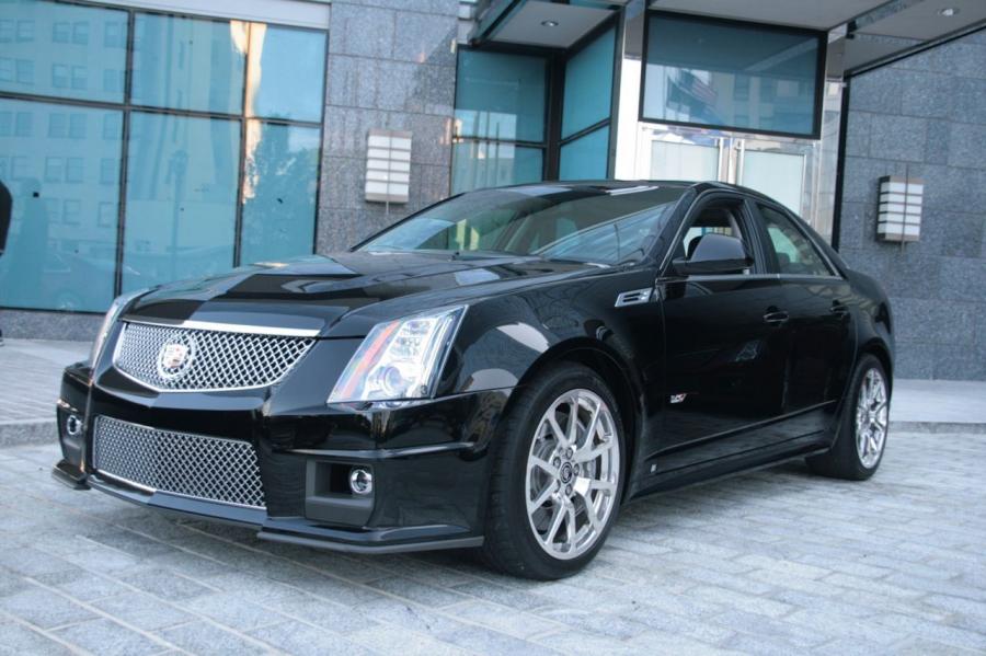  Cadillac CTS-V Coupe 2010 года  (фото 197 из 315)